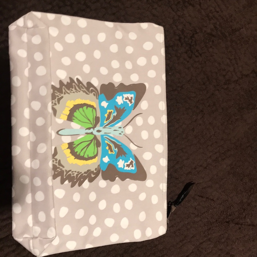 Thirty one zipper pouch